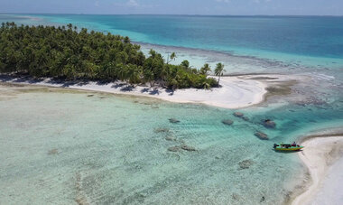 Bora bora Vaitaitai pass in bora bora