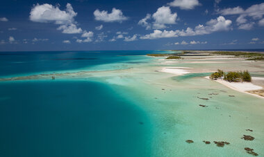 vue aérienne plage tikehau